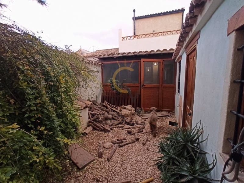 3 bedroom Finca/Country House for sale in Pinoso - € 149,900 (Ref: 8045556)