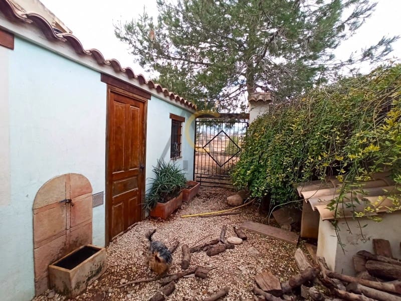 3 bedroom Finca/Country House for sale in Pinoso - € 149,900 (Ref: 8045556)