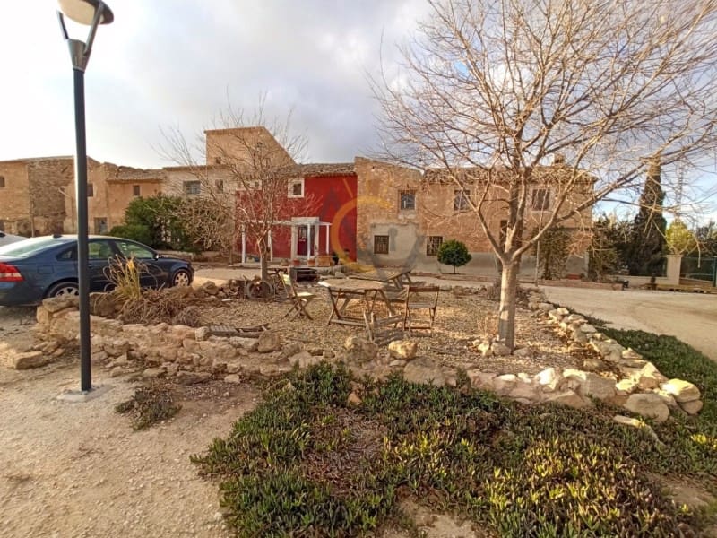 3 bedroom Finca/Country House for sale in Pinoso - € 149,900 (Ref: 8045556)