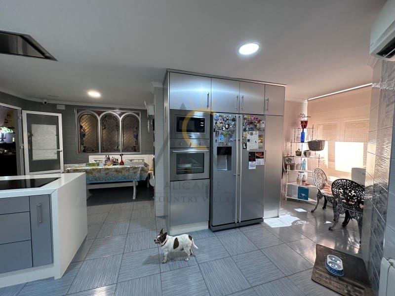 5 chambre Villa/Maison à vendre à Elche / Elx avec piscine - 619 500 € (Ref: 8045557)