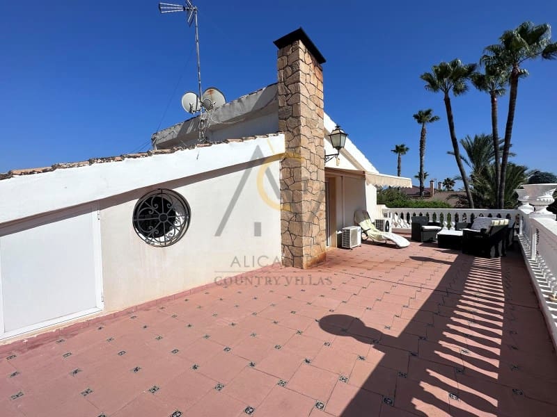 5 chambre Villa/Maison à vendre à Elche / Elx avec piscine - 619 500 € (Ref: 8045557)