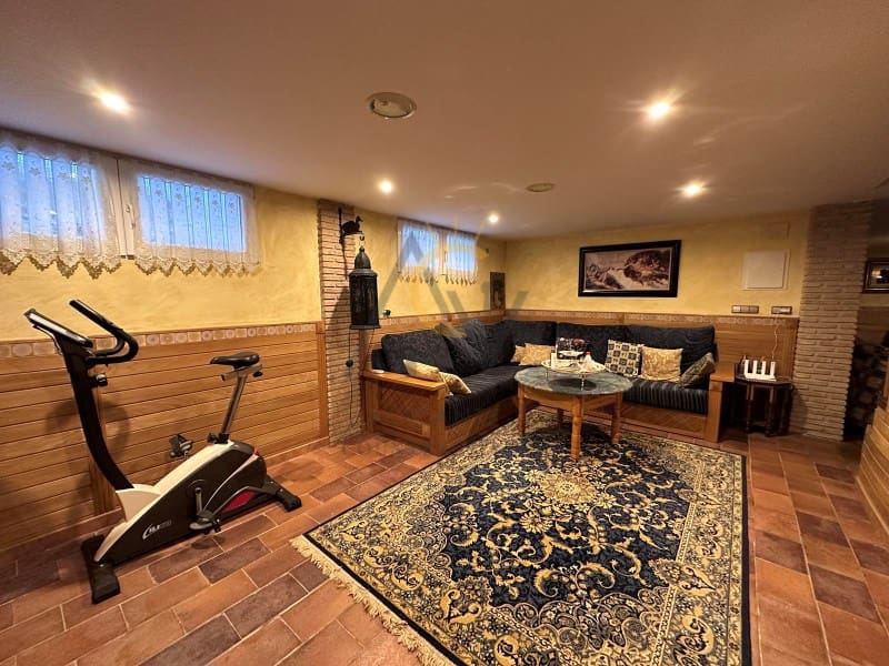 5 chambre Villa/Maison à vendre à Elche / Elx avec piscine - 619 500 € (Ref: 8045557)