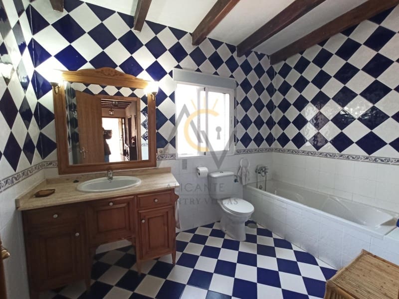 4 chambre Villa/Maison à vendre à Aspe avec piscine - 399 000 € (Ref: 8066327)