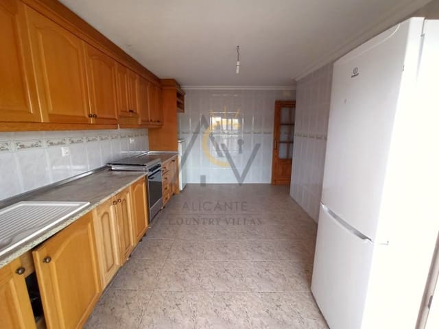 3 soveværelse Lejlighed til salg i La Romana med garage - € 220.000 (Ref: 8113367)