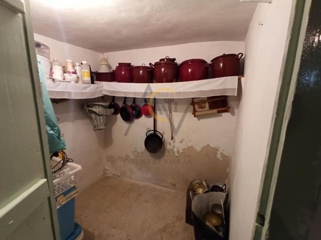 2 bedroom Cave House for sale in La Romana - € 56,900 (Ref: 8122678)