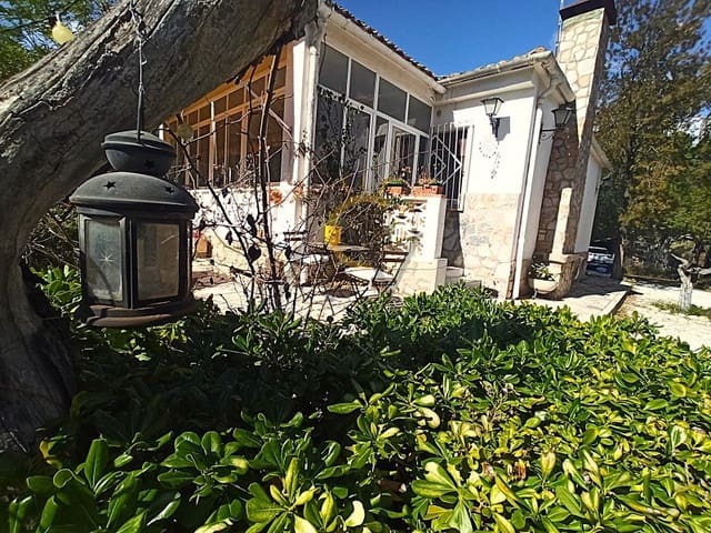 3 makuuhuone Huvila myytävänä paikassa Monóvar / Monóver - 229 950 € (Ref: 8130127)