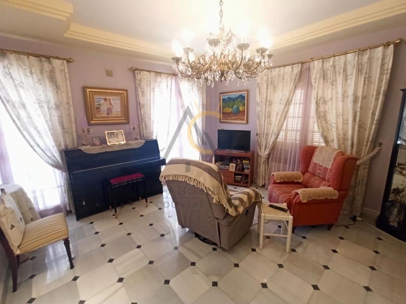 5 bedroom Villa for sale in Monovar / Monover with pool garage - € 950,000 (Ref: 8155236)