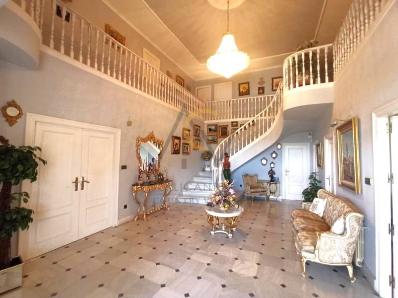 5 bedroom Villa for sale in Monovar / Monover with pool garage - € 950,000 (Ref: 8155236)