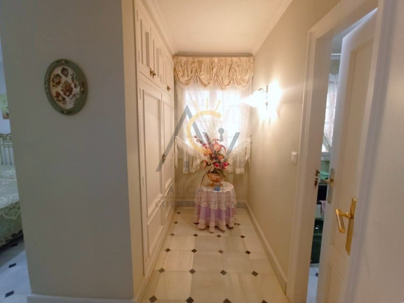 5 bedroom Villa for sale in Monovar / Monover with pool garage - € 950,000 (Ref: 8155236)