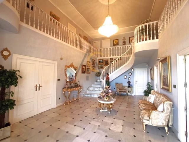 5 bedroom Villa for sale in Monóvar / Monóver with pool garage - € 950,000 (Ref: 8155236)