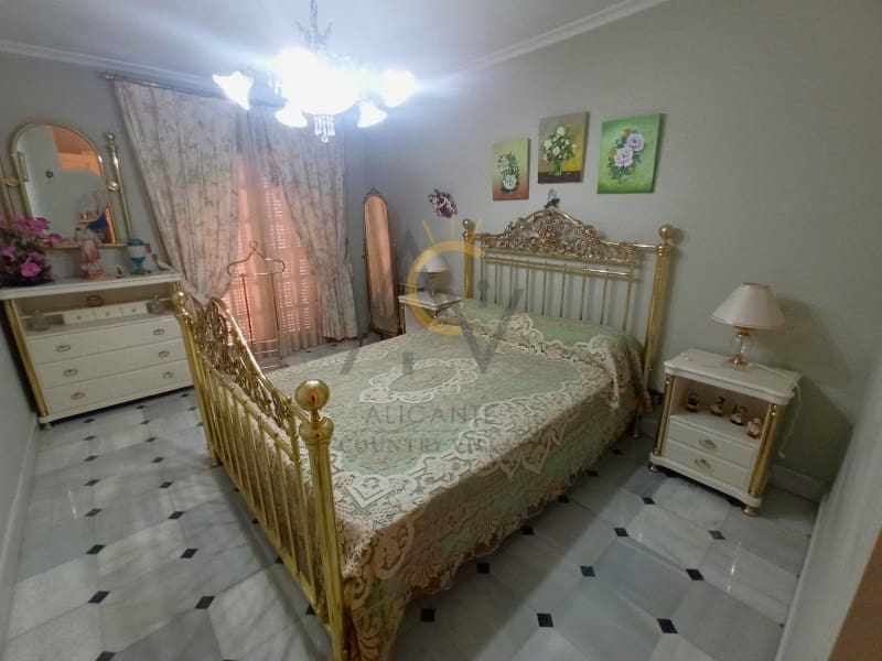 5 bedroom Villa for sale in Monovar / Monover with pool garage - € 950,000 (Ref: 8155236)