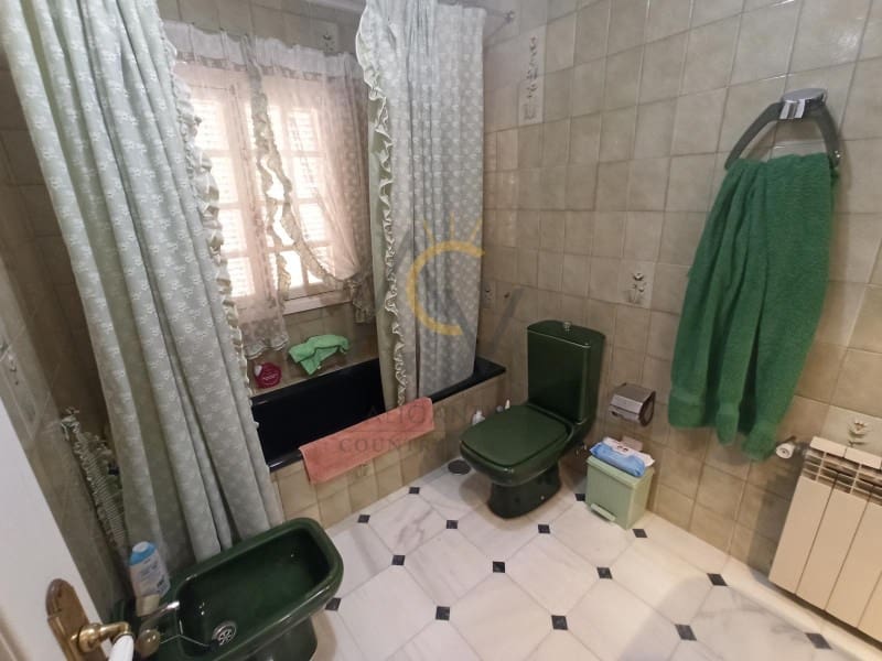 5 bedroom Villa for sale in Monovar / Monover with pool garage - € 950,000 (Ref: 8155236)