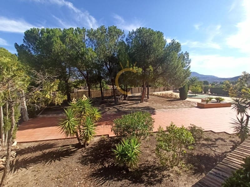 5 bedroom Villa for sale in Monovar / Monover with pool garage - € 950,000 (Ref: 8155236)