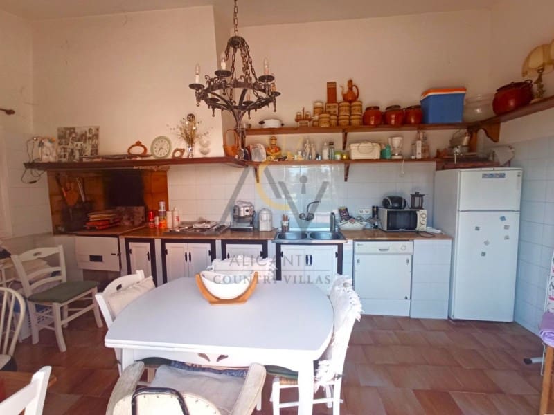 5 bedroom Villa for sale in Monovar / Monover with pool garage - € 950,000 (Ref: 8155236)