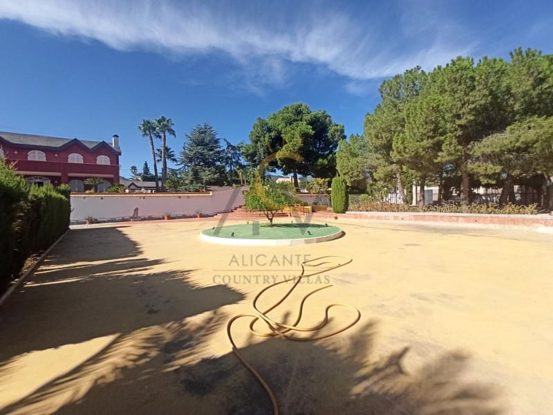 5 bedroom Villa for sale in Monovar / Monover with pool garage - € 950,000 (Ref: 8155236)