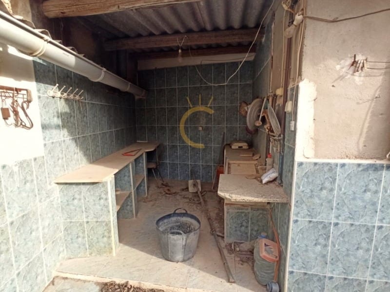 5 soverom Finca/Herregård til salgs i La Romana med garasje - € 125 000 (Ref: 8243874)