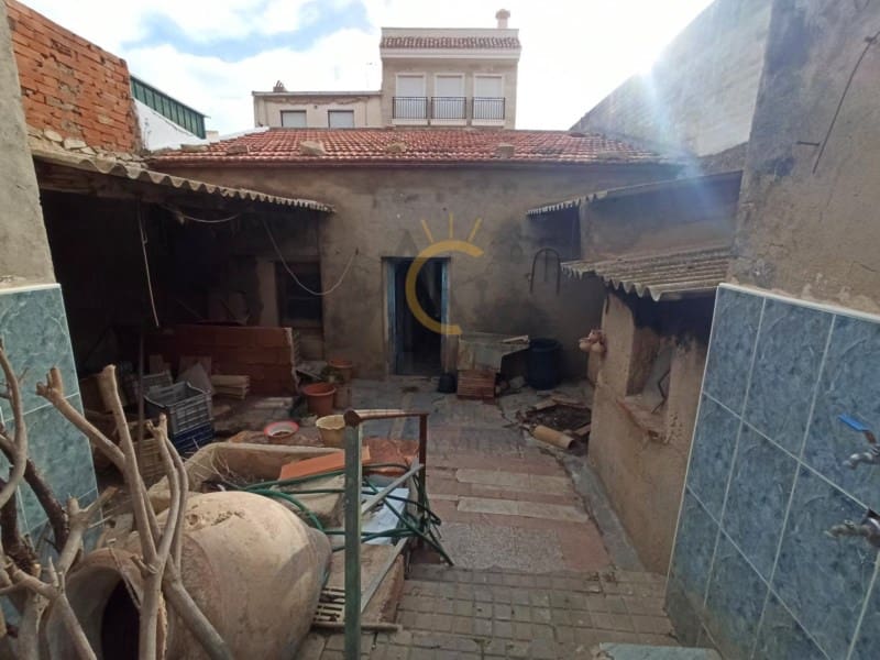 5 soverom Finca/Herregård til salgs i La Romana med garasje - € 125 000 (Ref: 8243874)