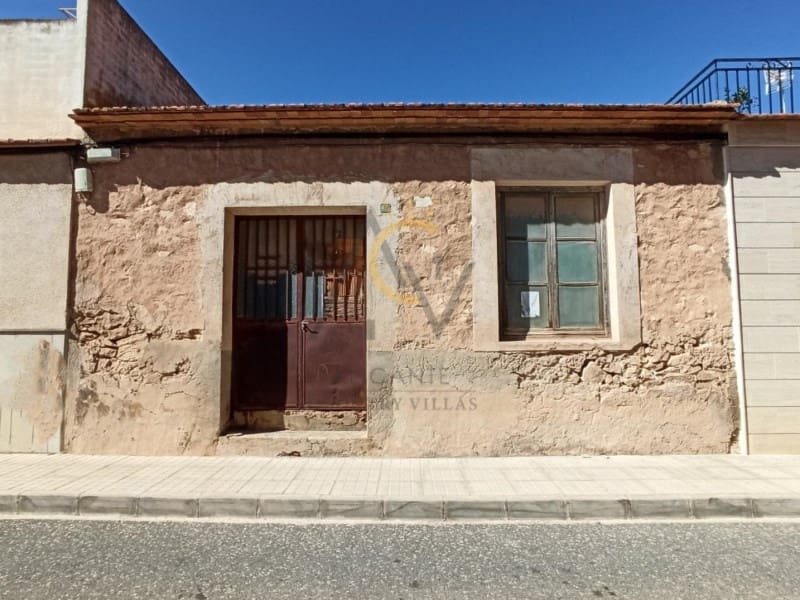 5 soverom Finca/Herregård til salgs i La Romana med garasje - € 125 000 (Ref: 8243874)