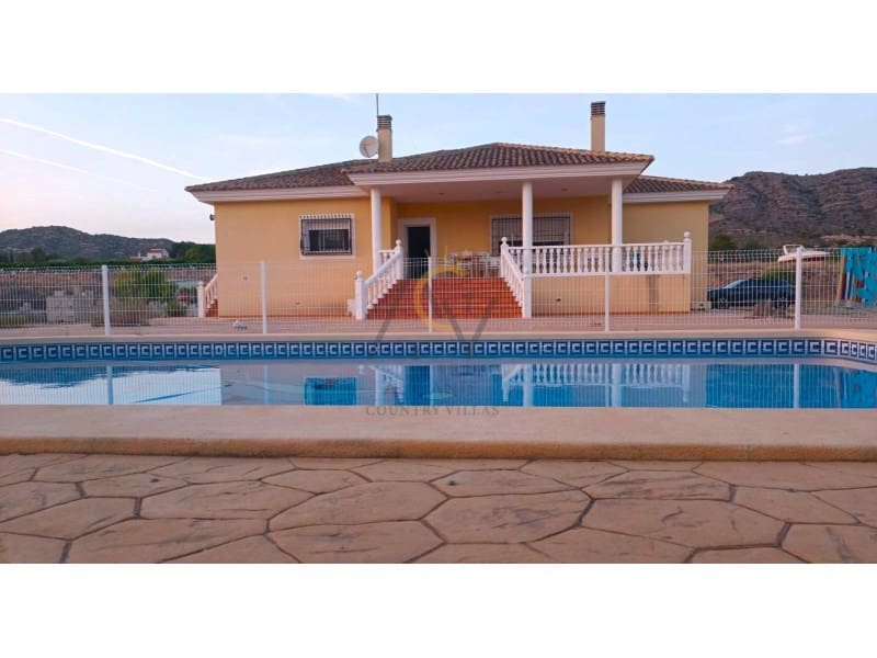 5 soveværelse Villa til salg i Aspe med swimmingpool - € 392.500 (Ref: 8268094)