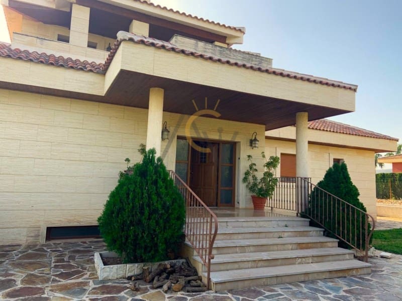 4 chambre Villa/Maison à vendre à Novelda avec piscine garage - 549 900 € (Ref: 8285026)