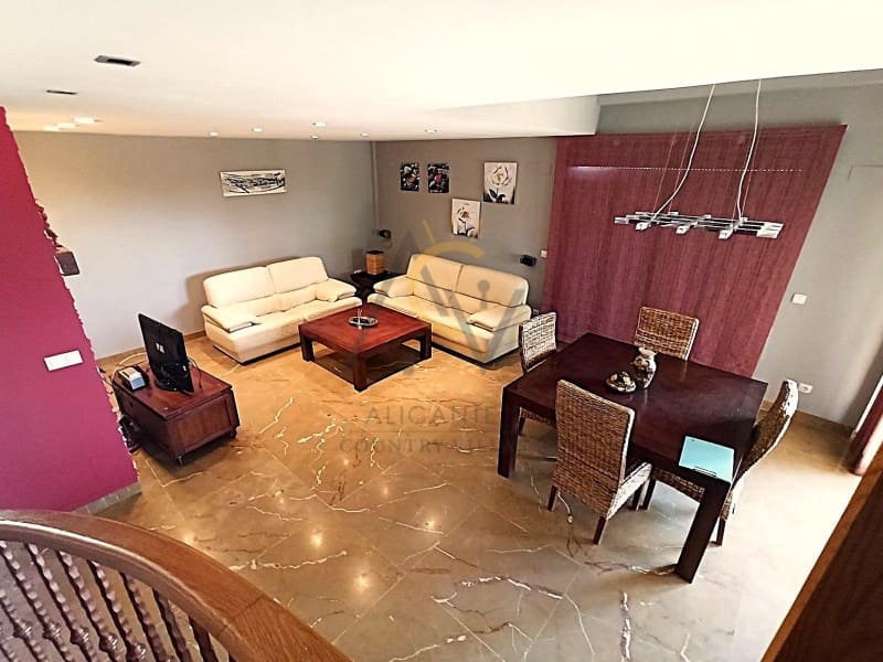 4 chambre Villa/Maison à vendre à Novelda avec piscine garage - 549 900 € (Ref: 8285026)