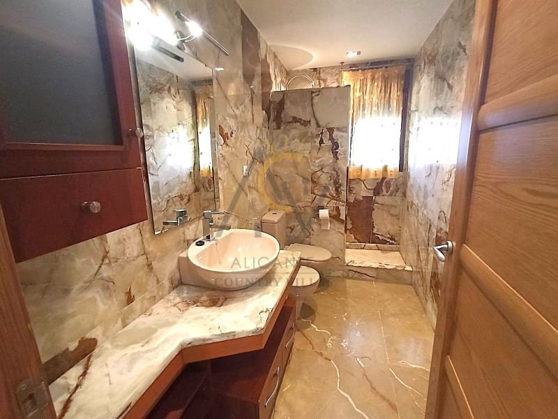 4 chambre Villa/Maison à vendre à Novelda avec piscine garage - 549 900 € (Ref: 8285026)