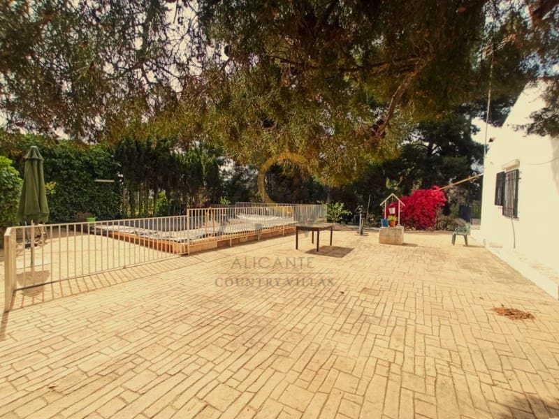 3 sypialnia Finka/Dom wiejski na sprzedaż w Elda z basenem - 199 500 € (Ref: 8300776)