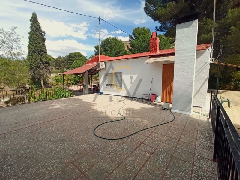 3 sypialnia Finka/Dom wiejski na sprzedaż w Elda z basenem - 199 500 € (Ref: 8300776)