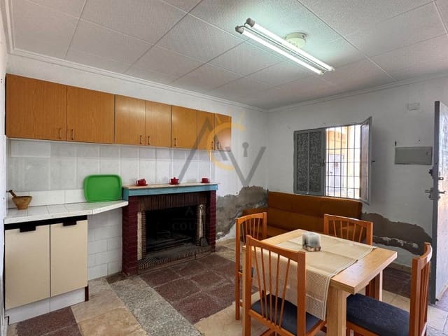 2 chambre Finca/Maison de Campagne à vendre à La Romana avec piscine - 103 000 € (Ref: 8377854)