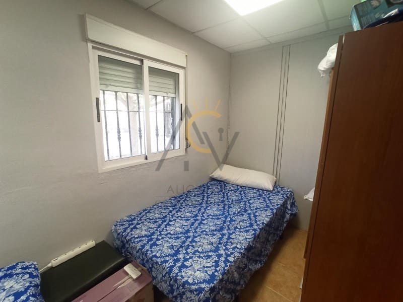 1 slaapkamer Finca/Landhuis te koop in La Romana met zwembad - € 129.500 (Ref: 8595575)