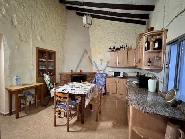 3 soveværelse Byhus til salg i La Romana - € 89.995 (Ref: 8645960)