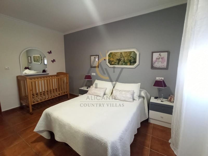 4 sypialnia Willa na sprzedaż w Hondon de los Frailes z basenem - 319 950 € (Ref: 8664095)