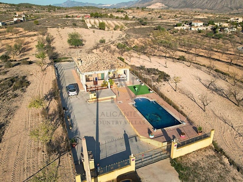 4 sypialnia Willa na sprzedaż w Hondon de los Frailes z basenem - 319 950 € (Ref: 8664095)