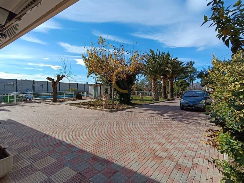 5 soveværelse Villa til salg i Novelda med swimmingpool - € 319.950 (Ref: 8741816)