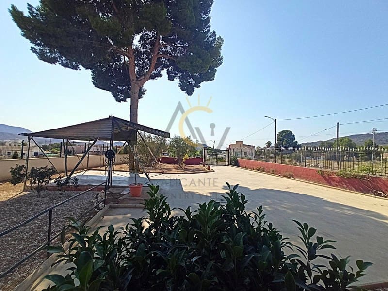 7 bedroom Villa for sale in Monovar / Monover with garage - € 260,000 (Ref: 8770865)