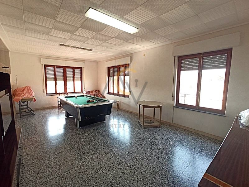 7 bedroom Villa for sale in Monovar / Monover with garage - € 260,000 (Ref: 8770865)