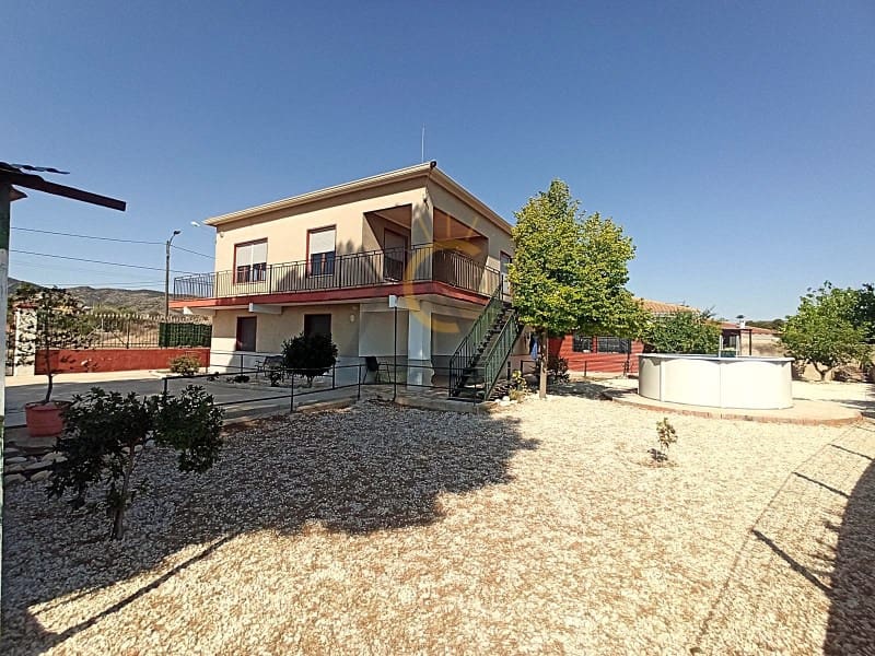 7 bedroom Villa for sale in Monovar / Monover with garage - € 260,000 (Ref: 8770865)