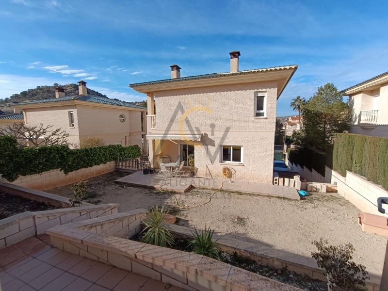 3 chambre Villa/Maison à vendre à Petrel / Petrer - 330 000 € (Ref: 8799153)