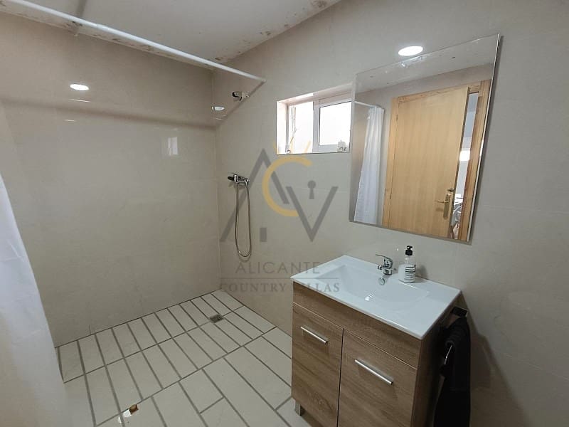 3 soverom Villa til salgs i Monforte del Cid med svømmebasseng - € 339 990 (Ref: 8834620)