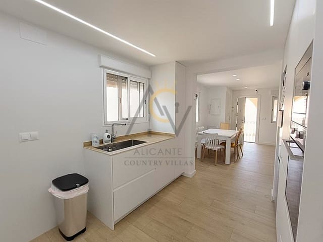 3 slaapkamer Villa te koop in Monforte del Cid met zwembad - € 339.990 (Ref: 8834620)