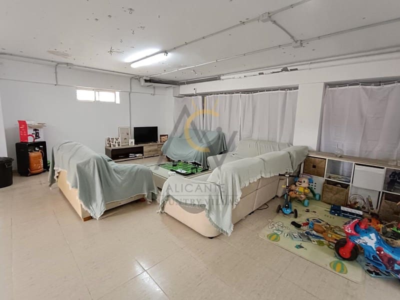 3 soverom Villa til salgs i Monforte del Cid med svømmebasseng - € 339 990 (Ref: 8834620)