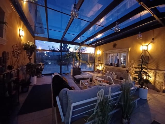 5 chambre Villa/Maison à vendre à Monóvar / Monóver avec piscine garage - 799 000 € (Ref: 8896965)