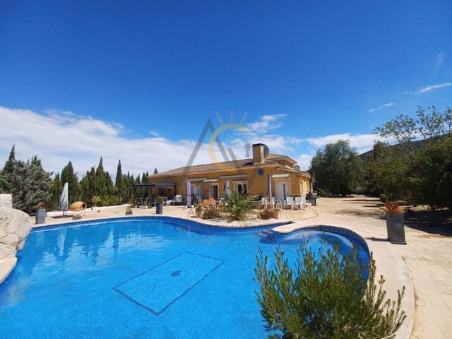 5 chambre Villa/Maison à vendre à Monóvar / Monóver avec piscine garage - 799 000 € (Ref: 8896965)