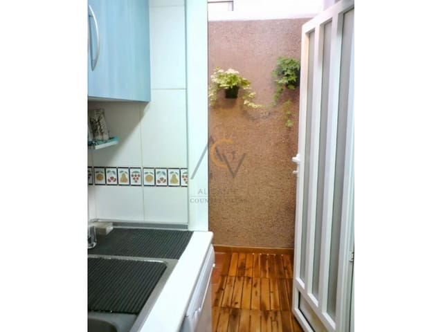 2 makuuhuone Bungalow myytävänä paikassa Monforte del Cid - 255 000 € (Ref: 8905764)