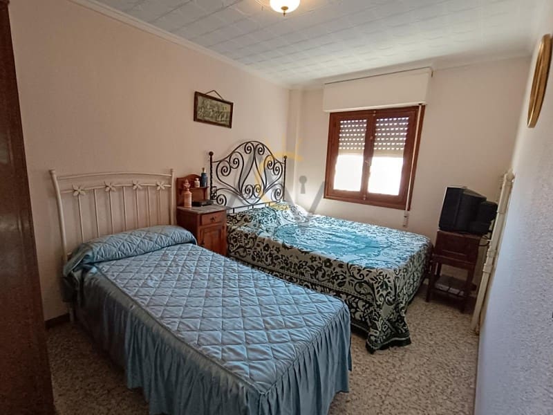 4 sypialnia Finka/Dom wiejski na sprzedaż w Aspe z basenem garażem - 395 000 € (Ref: 8909626)