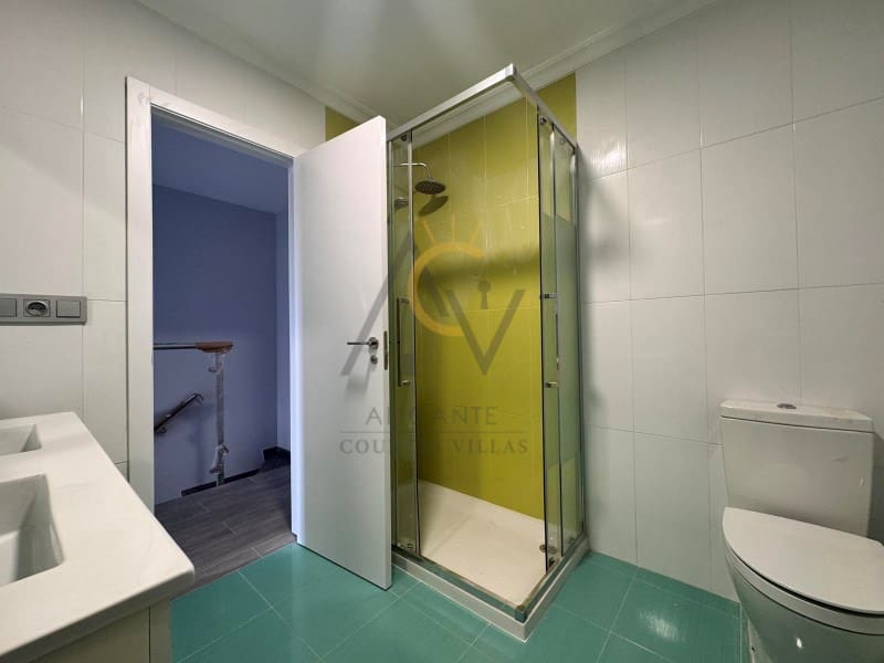 3 soverom Bungalow til salgs i La Romana med garasje - € 174 990 (Ref: 8954653)