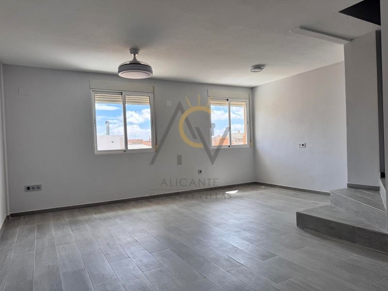 3 soverom Bungalow til salgs i La Romana med garasje - € 174 990 (Ref: 8954653)