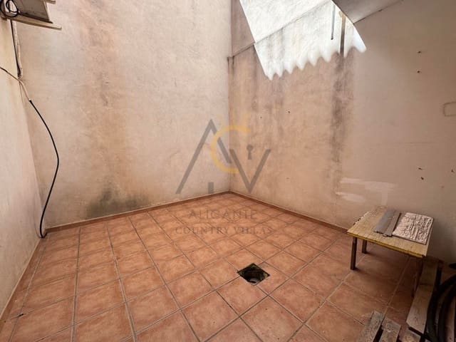 3 soveværelse Bungalow til salg i La Romana med garage - € 174.990 (Ref: 8954653)