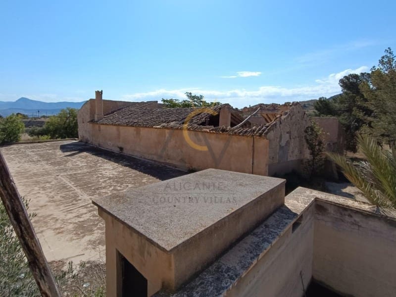 Finca/Herregård til salgs i Monovar / Monover med svømmebasseng garasje - € 250 000 (Ref: 9021115)