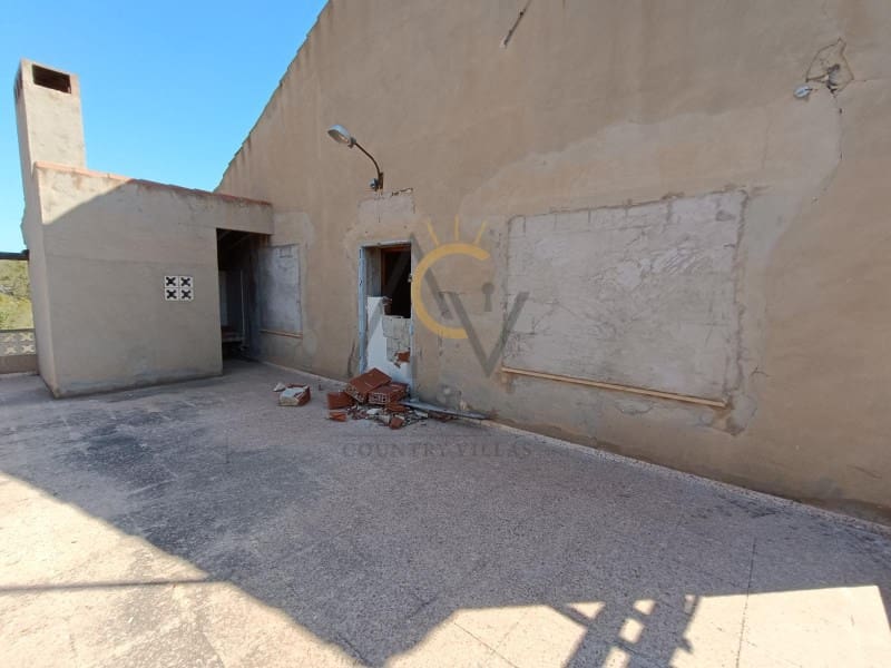 Finca/Herregård til salgs i Monovar / Monover med svømmebasseng garasje - € 250 000 (Ref: 9021115)